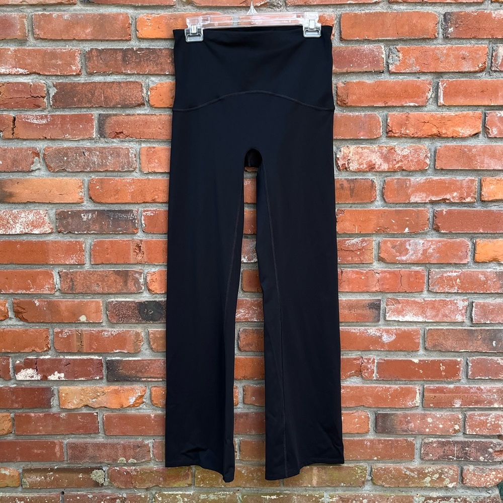 Spanx Booty Boost Flare Pants Size Large